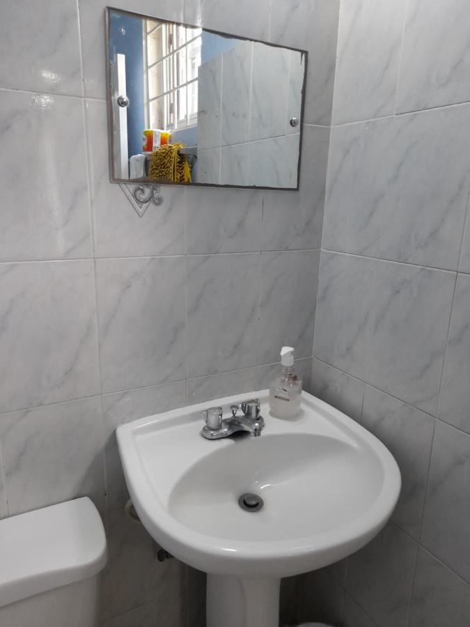 Camelia Rooms Kingston Bagian luar foto